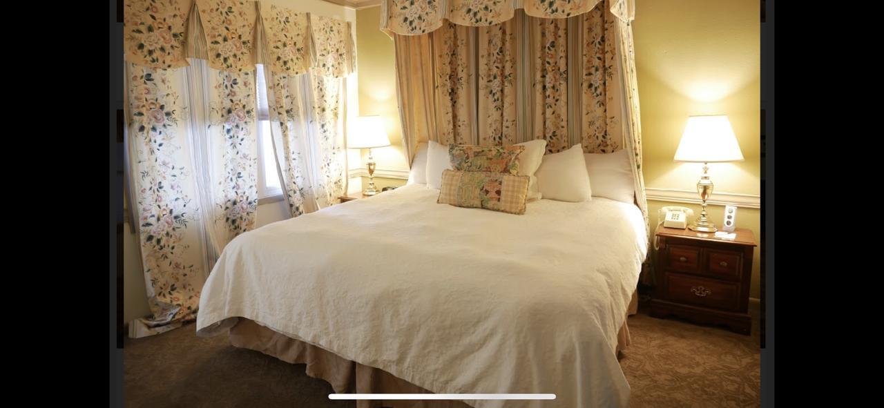 Highlands Inn 외부 사진